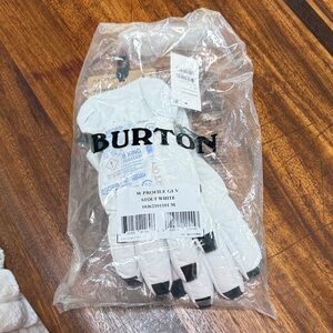 Burton White Women's Snow Gloves with Black Accents